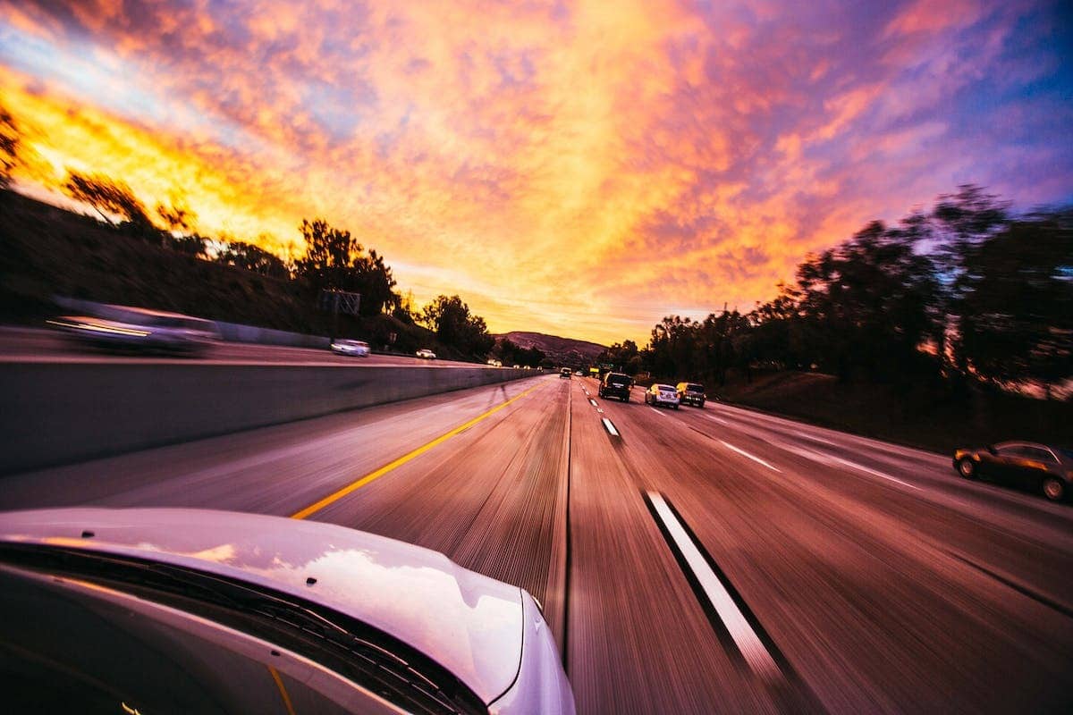 Réglementation et enjeux de l’assurance auto pour les véhicules autonomes : analyse approfondie
