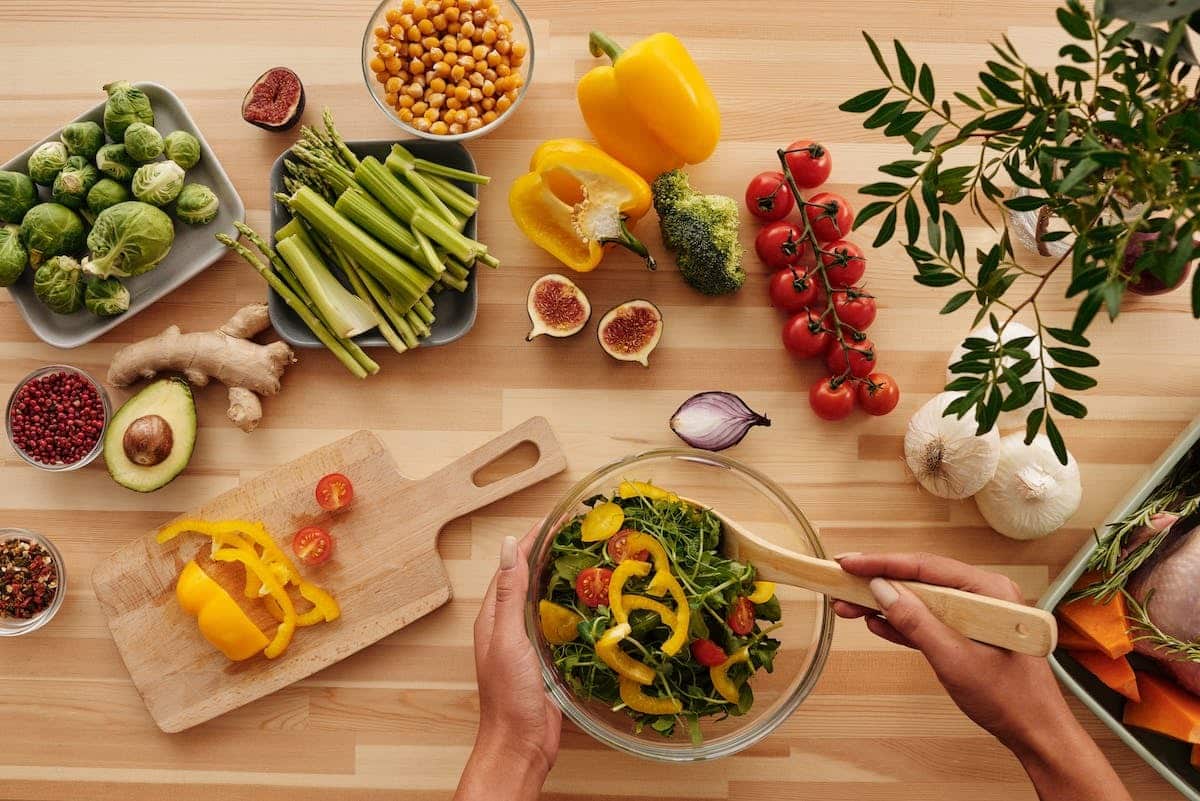 Découverte de la connexion souvent ignorée entre l’alimentation équilibrée et la santé de la peau